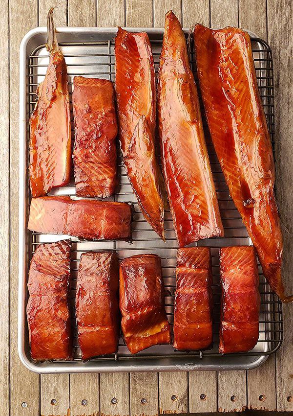 Marinated pieces of salmon.